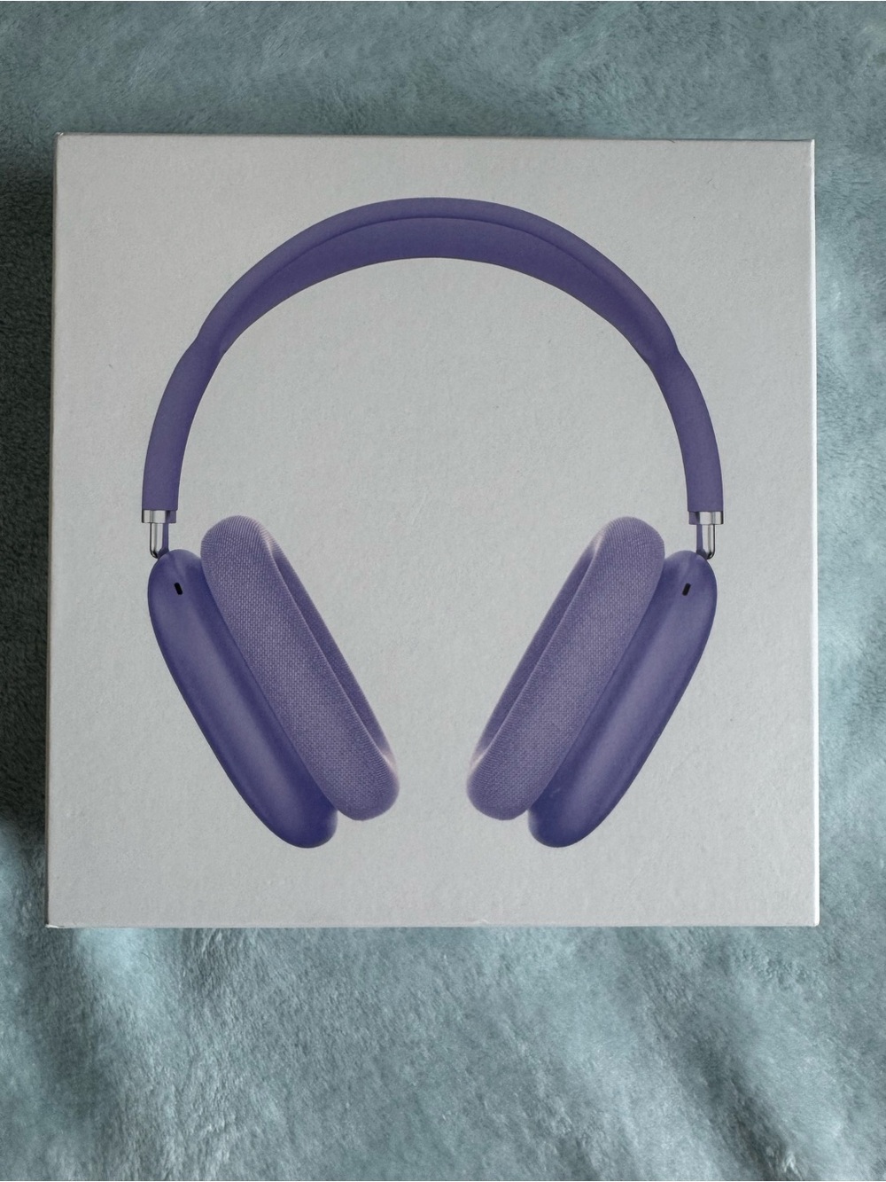 Wireless Over-Ear Headphones in Purple - Comfortable Noise-Cancelling Audio
